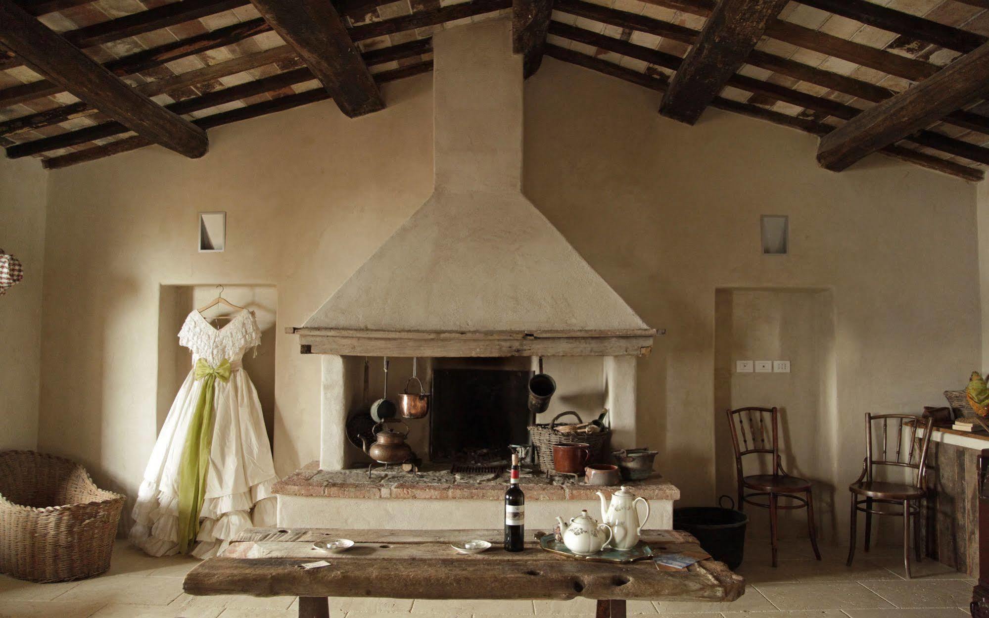 Follonico 4-Suite B&B Torrita di Siena Eksteriør bilde